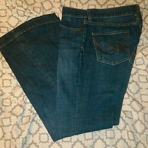 EUC Dark Wash Express Eva Jeans 4s😍